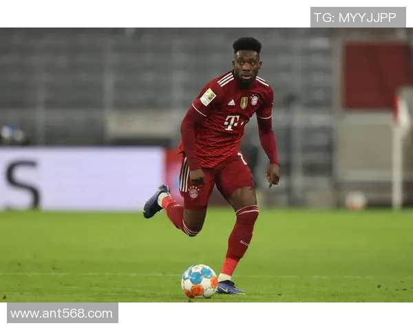 因禁赛风波陷入争议的足球球星职业生涯与未来走向分析